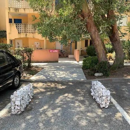 Cosy Confort Parking Clim Wifi Linge Acces Piscine Non Inclus Apartment *